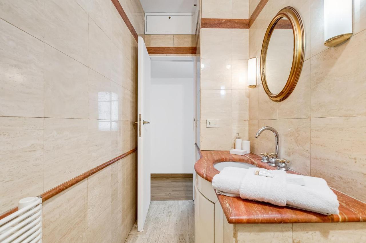 Domus Sant'Angelo Apartment Rome Bagian luar foto