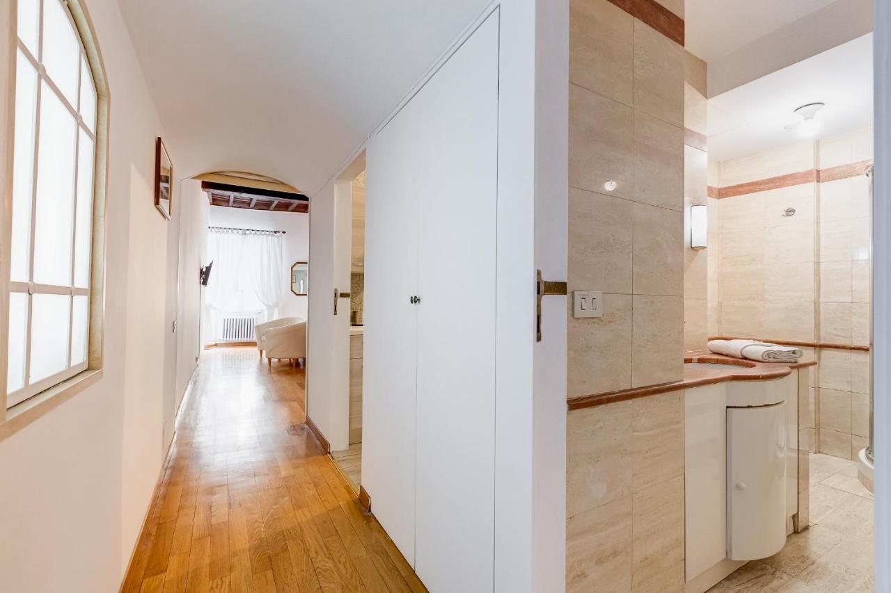 Domus Sant'Angelo Apartment Rome Bagian luar foto