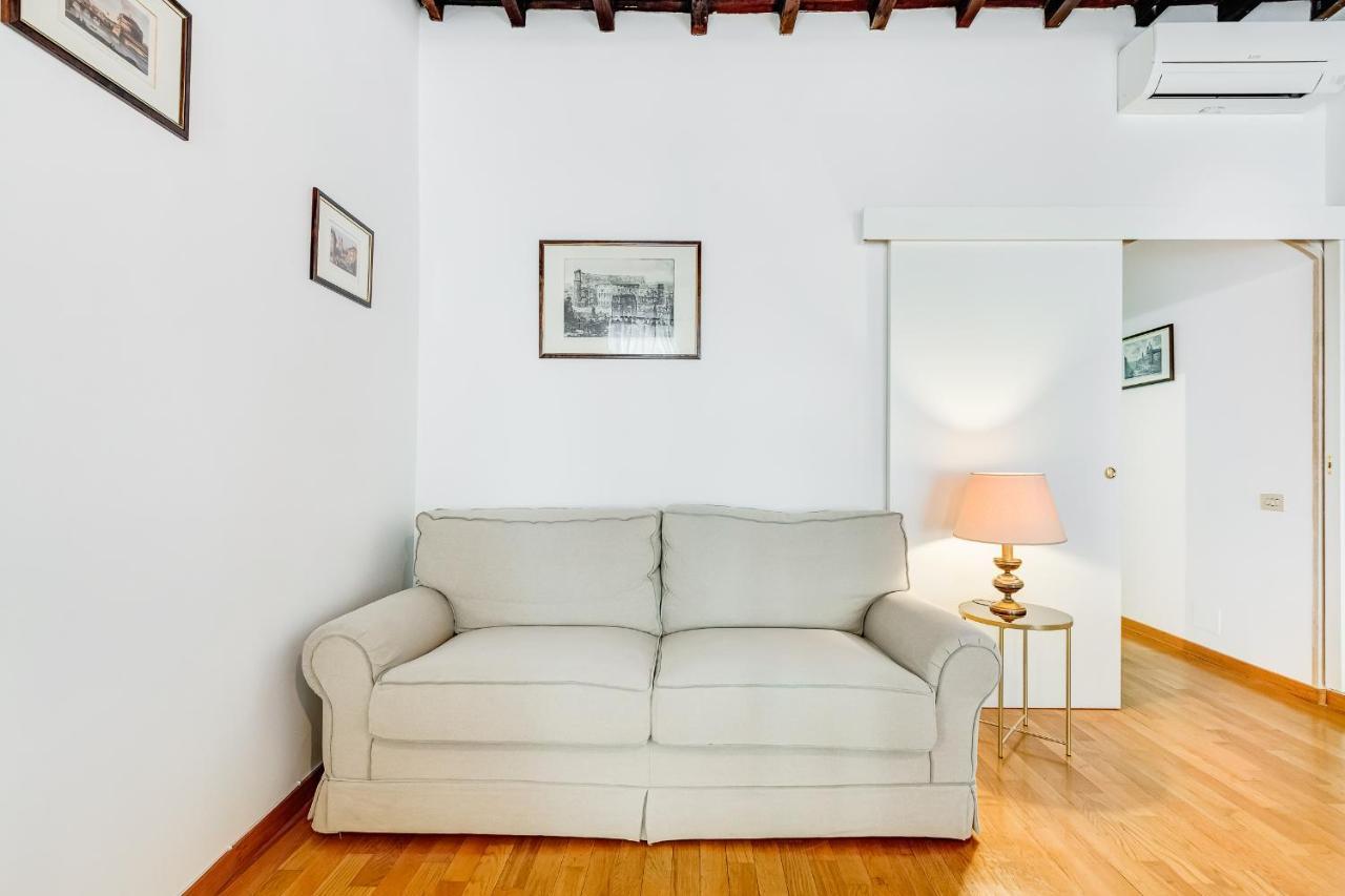 Domus Sant'Angelo Apartment Rome Bagian luar foto